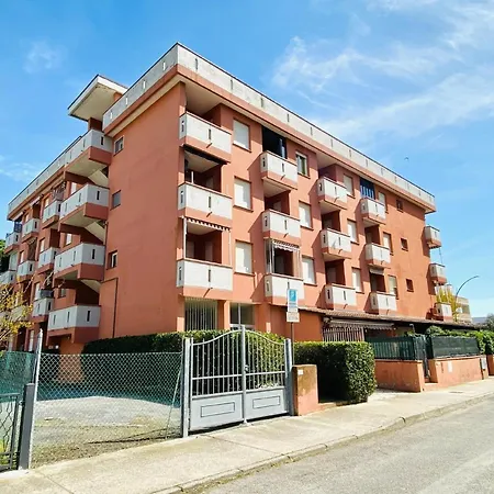 Apartamento Ferienwohnung Fuer 4 Personen Ca 26 Qm In Lido Delle Nazioni, Adriakueste Italien Podelta *